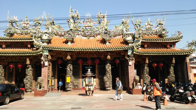 鳳山城隍廟の外観